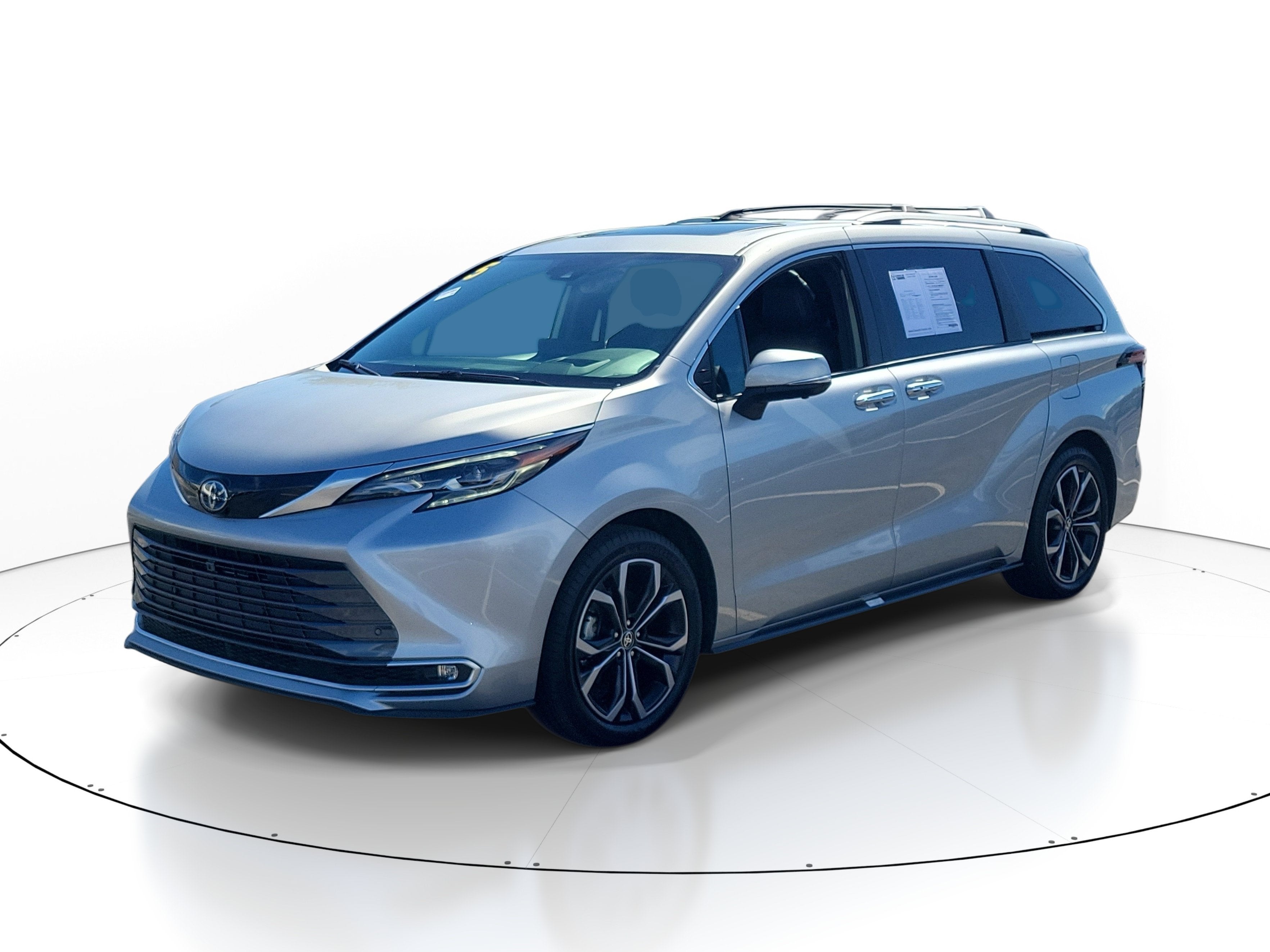 2025 Toyota Sienna Platinum