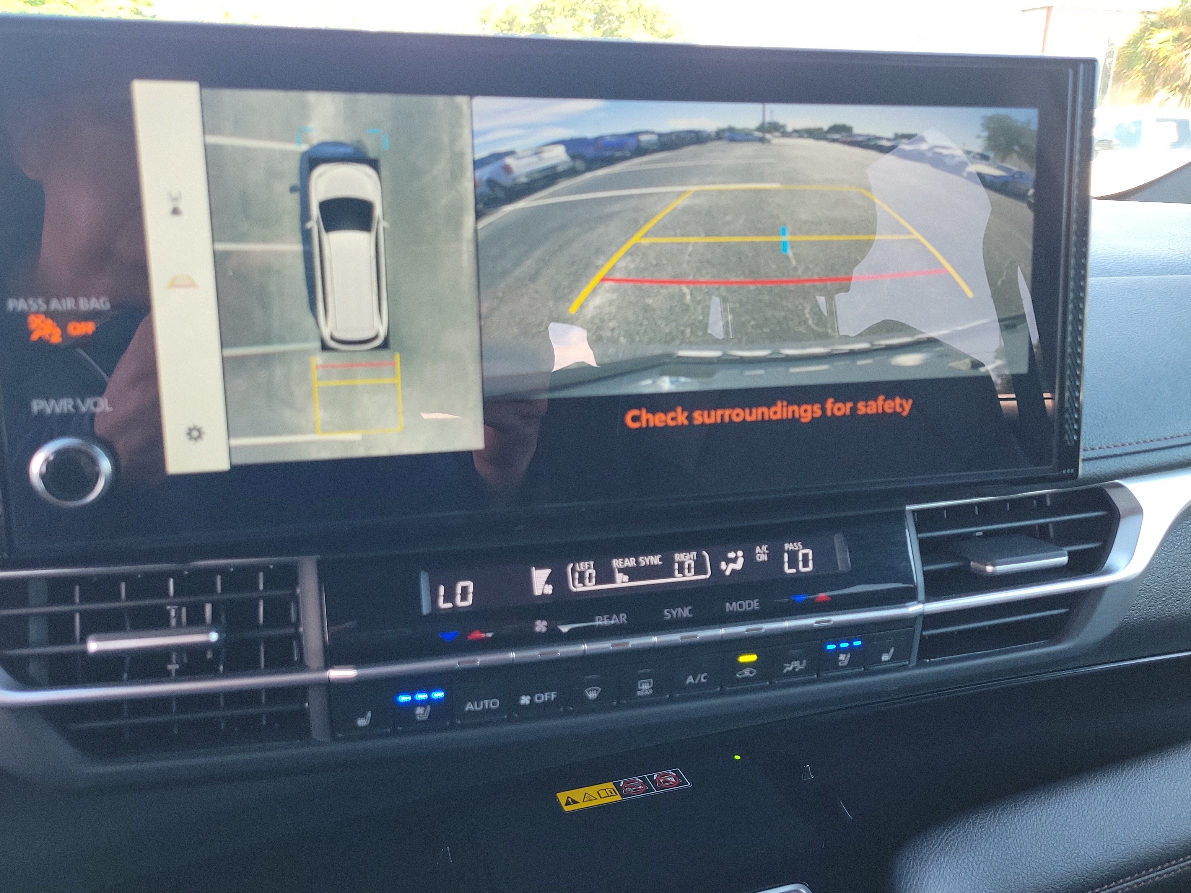 2025 Toyota Sienna Platinum