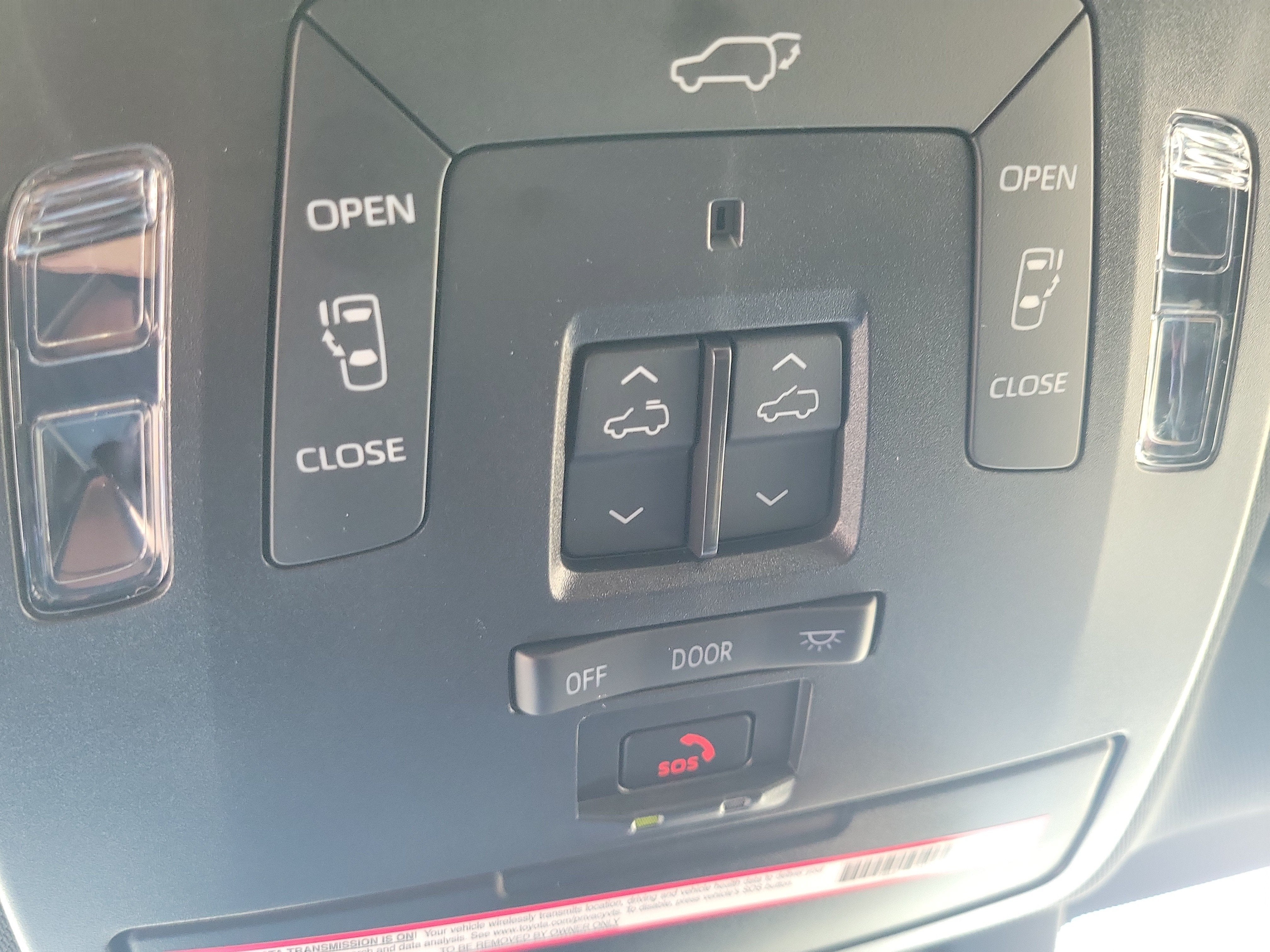 2025 Toyota Sienna Platinum