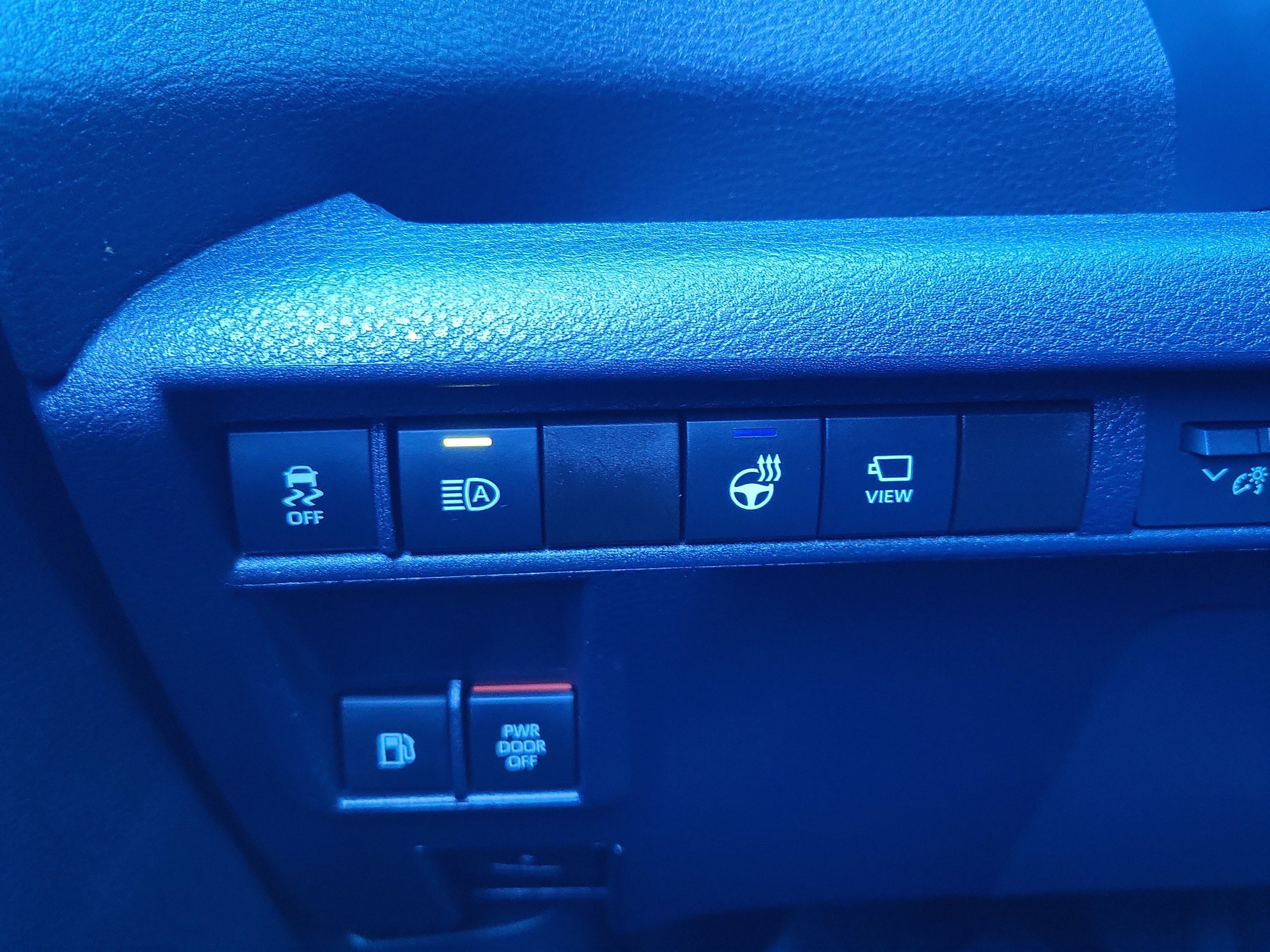 2025 Toyota Sienna Platinum