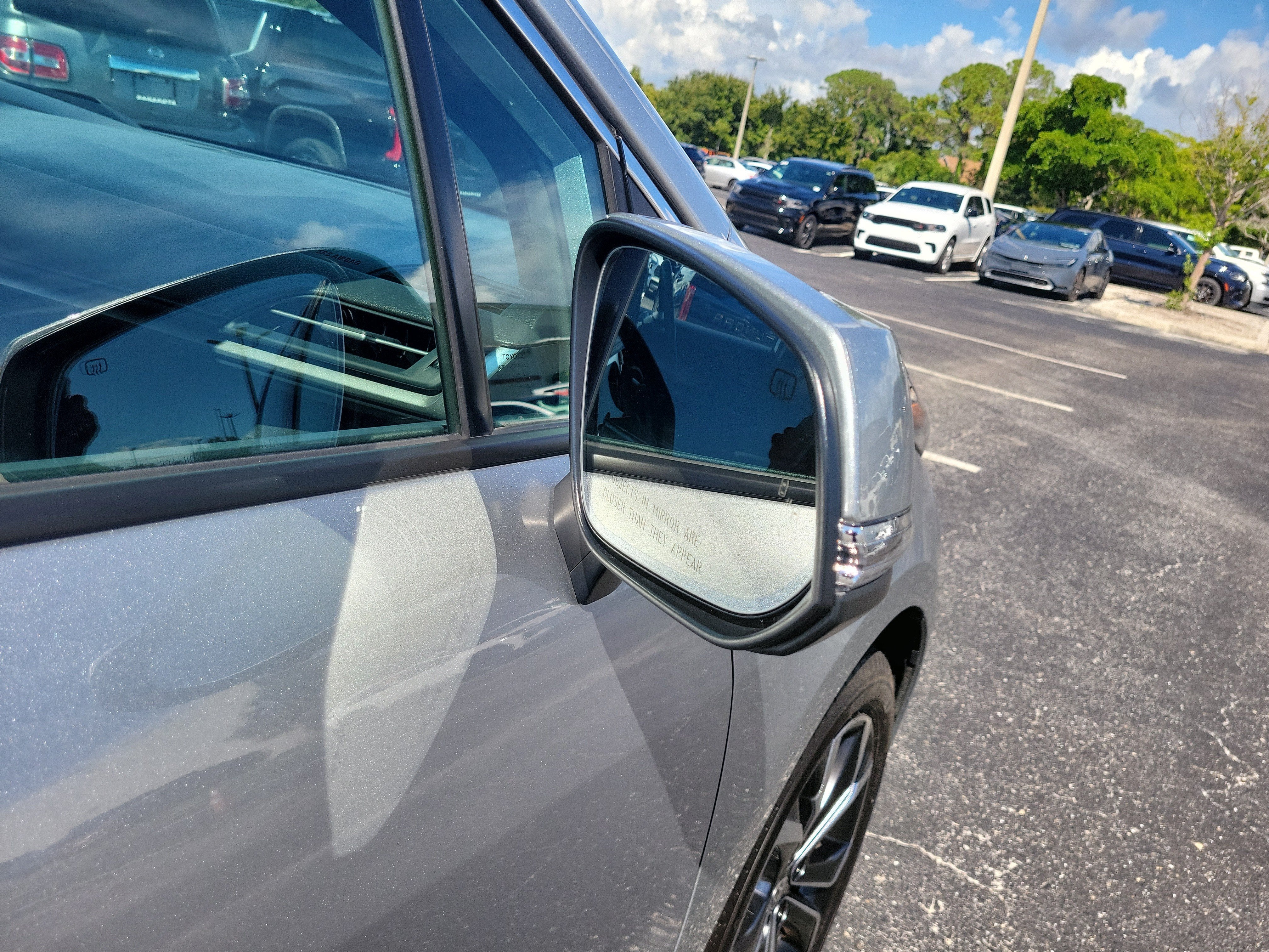 2025 Toyota Sienna Platinum