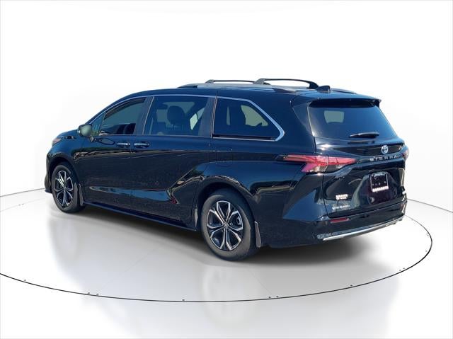2025 Toyota Sienna Platinum