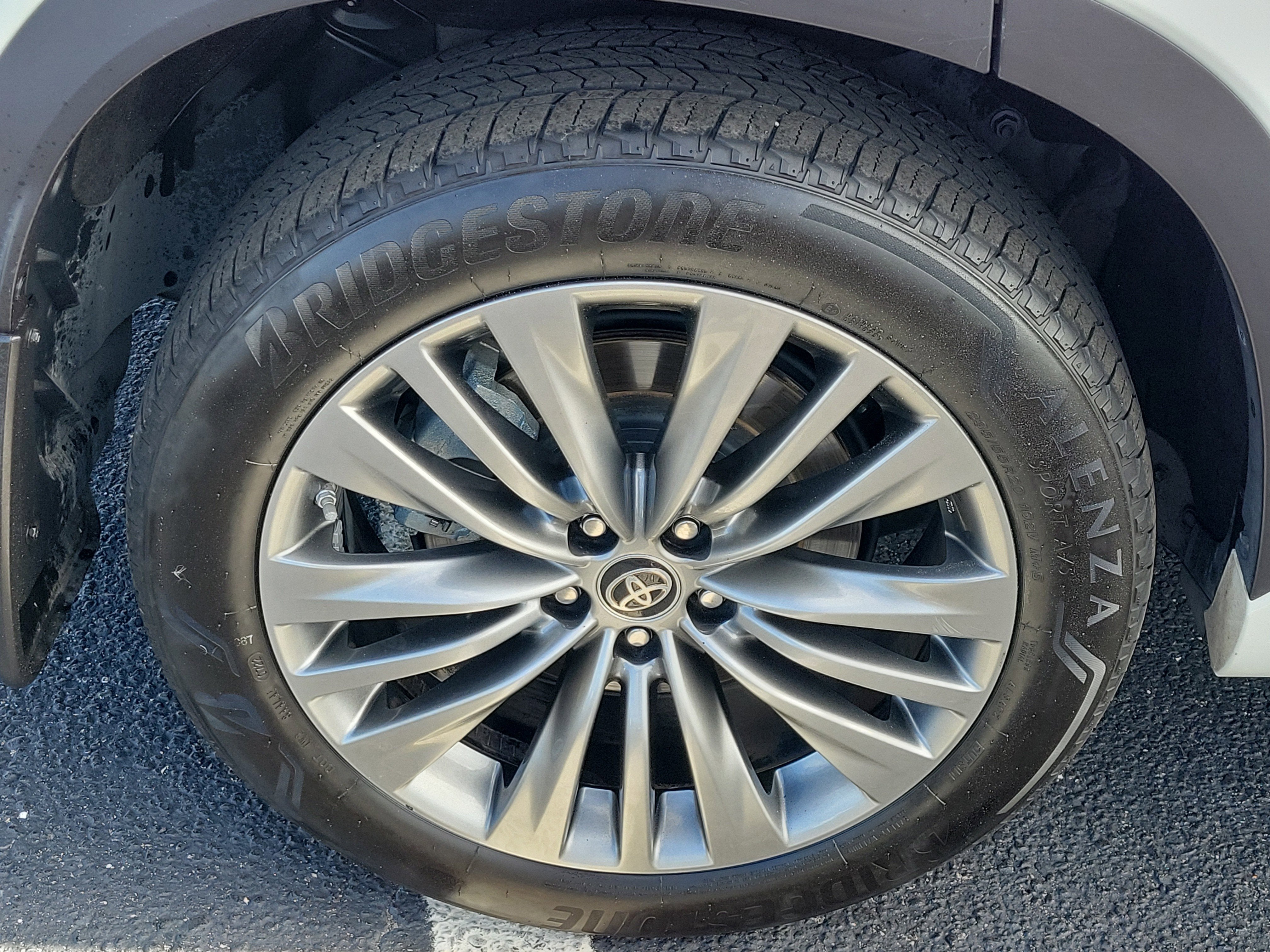 2020 Toyota Highlander Platinum