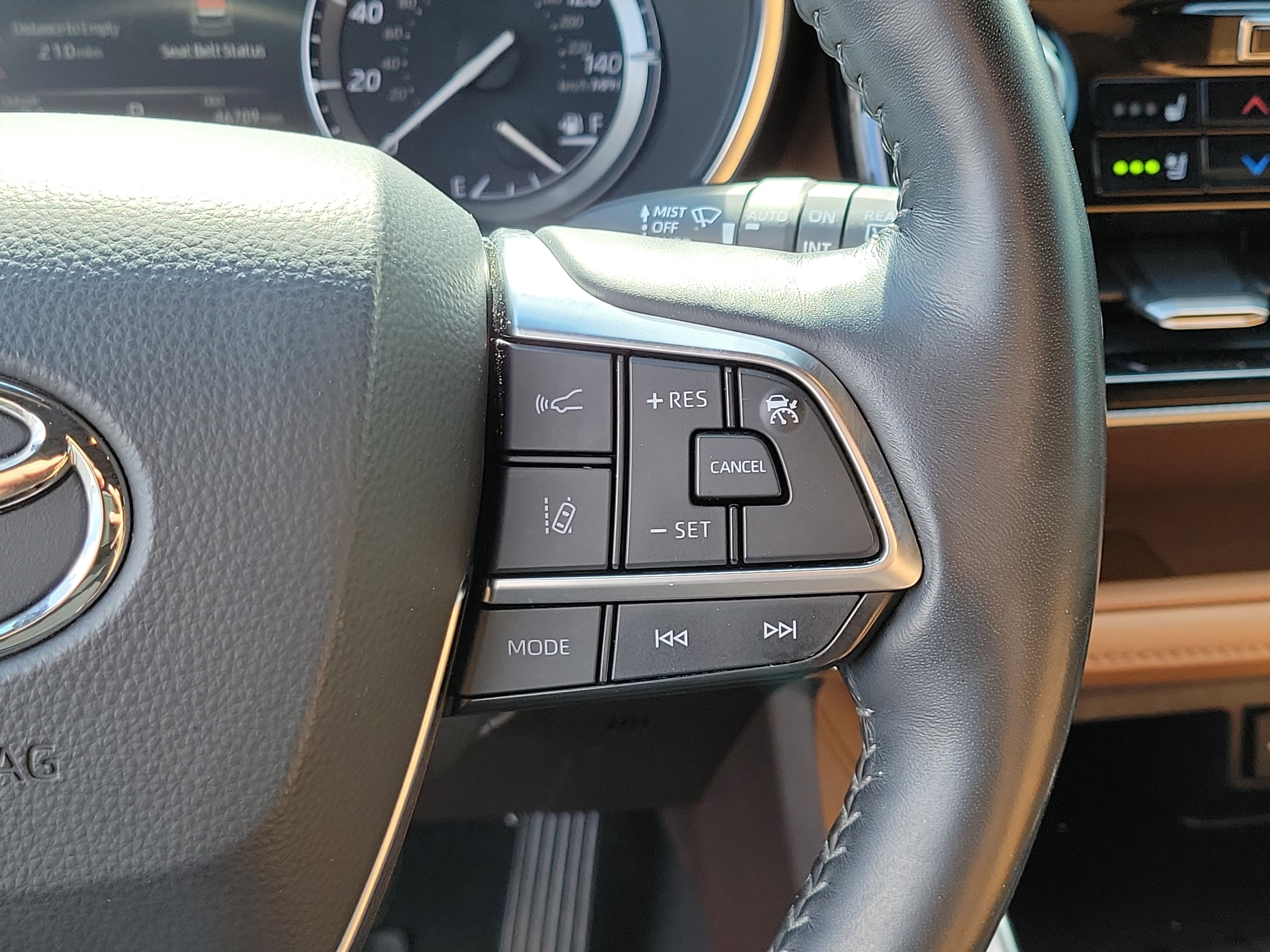 2020 Toyota Highlander Platinum