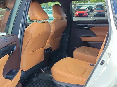 2020 Toyota Highlander Platinum