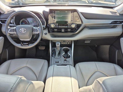 2021 Toyota Highlander Hybrid XLE