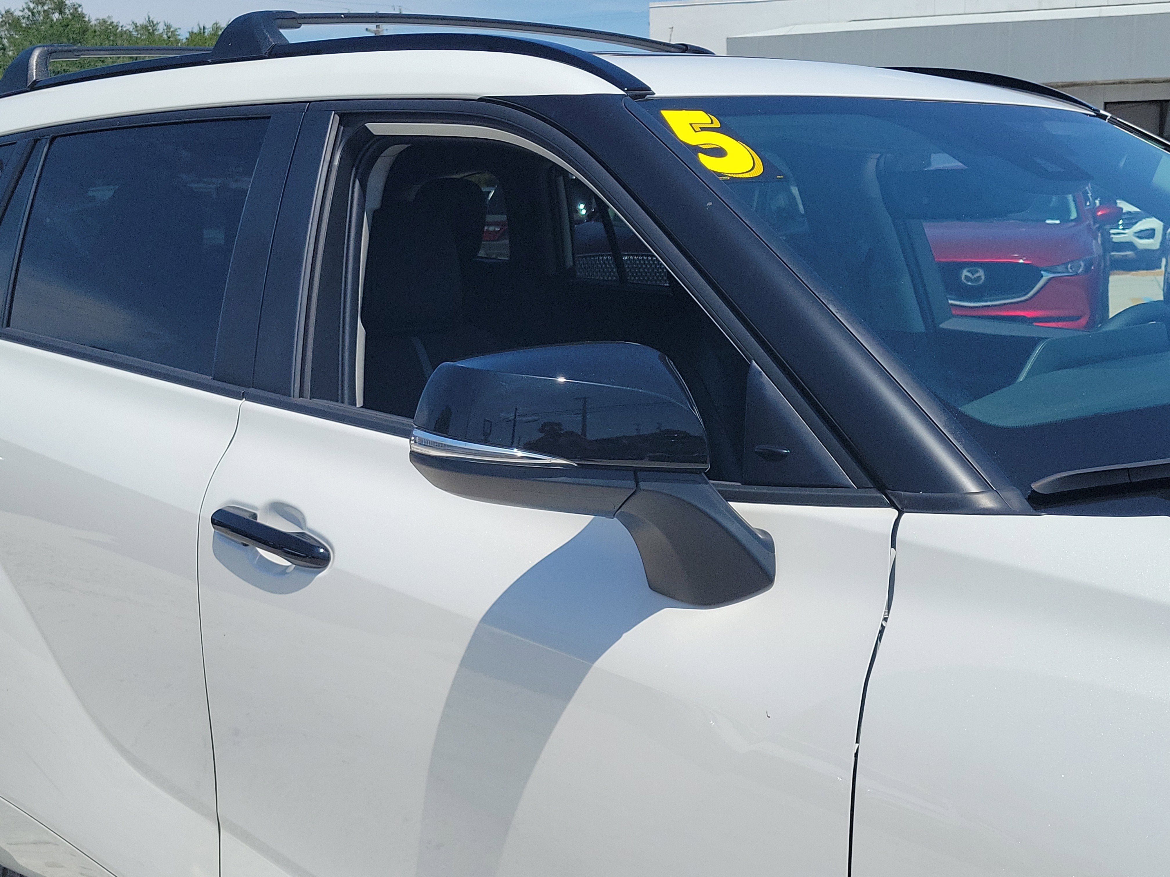 2025 Toyota Highlander Hybrid XLE