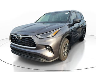 2025 Toyota Highlander XLE