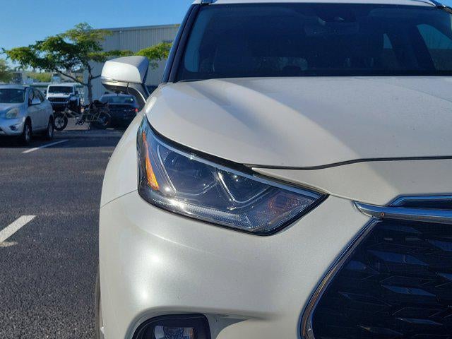 2023 Toyota0 Highlander L
