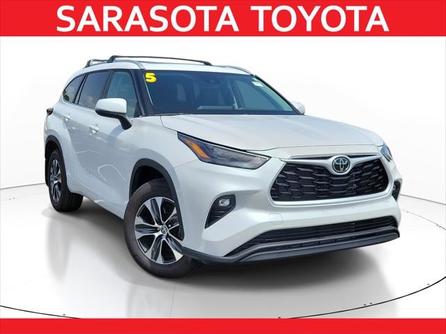 2025 Toyota Highlander XLE