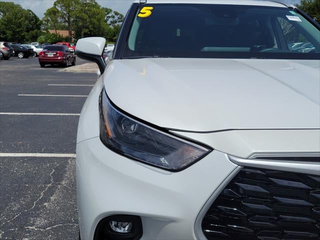 2025 Toyota Highlander XLE