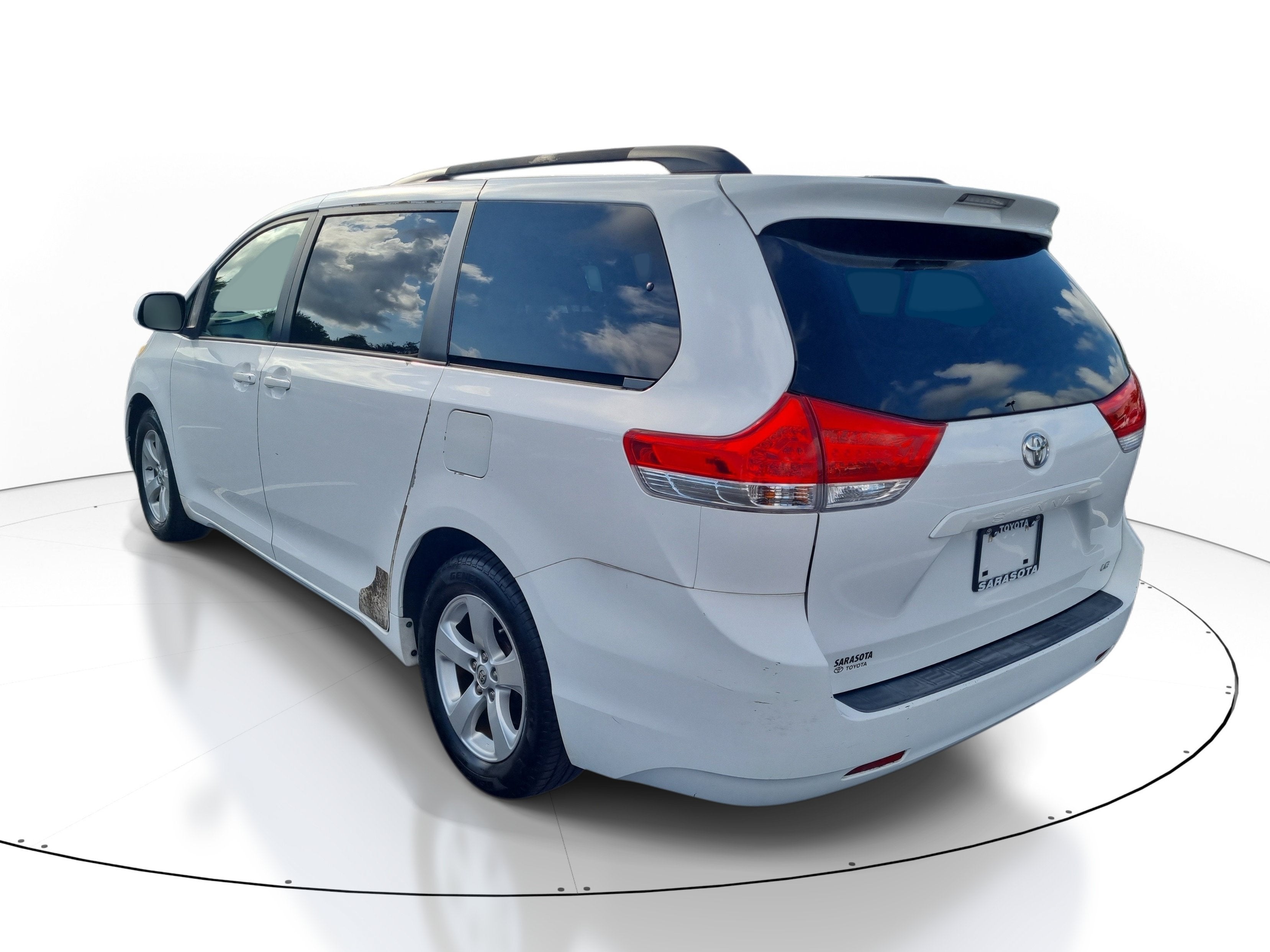 2014 Toyota Sienna LE
