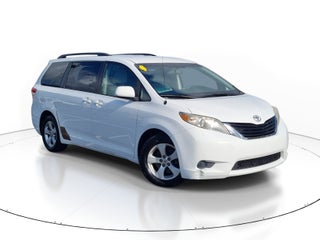 2014 Toyota Sienna LE