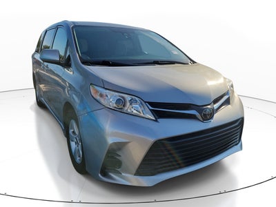2020 Toyota Sienna LE