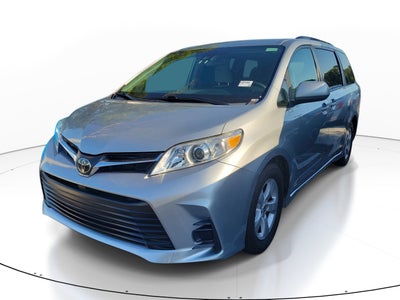 2020 Toyota Sienna LE