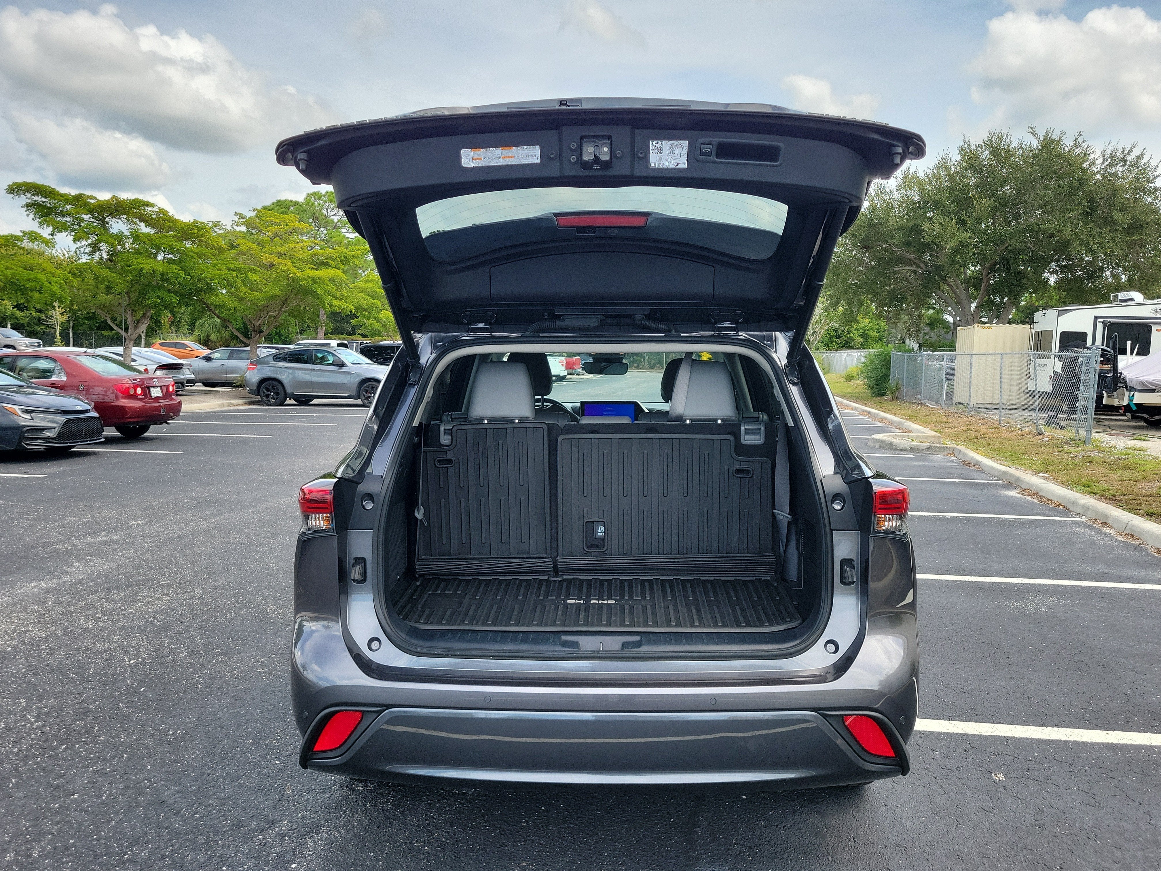 2023 Toyota Highlander Hybrid Limited