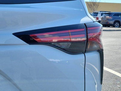 2025 Toyota Sienna XSE