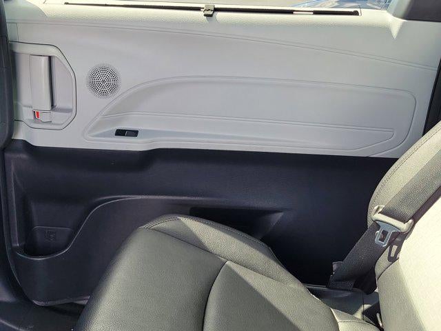 2025 Toyota Sienna XSE