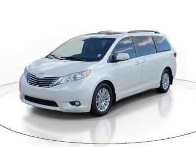 2015 Toyota Sienna XLE