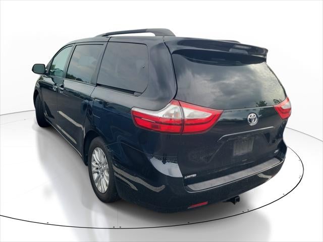 2016 Toyota Sienna XLE
