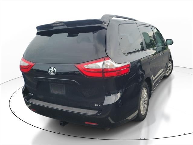 2016 Toyota Sienna XLE