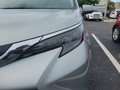 2025 Toyota Sienna XLE