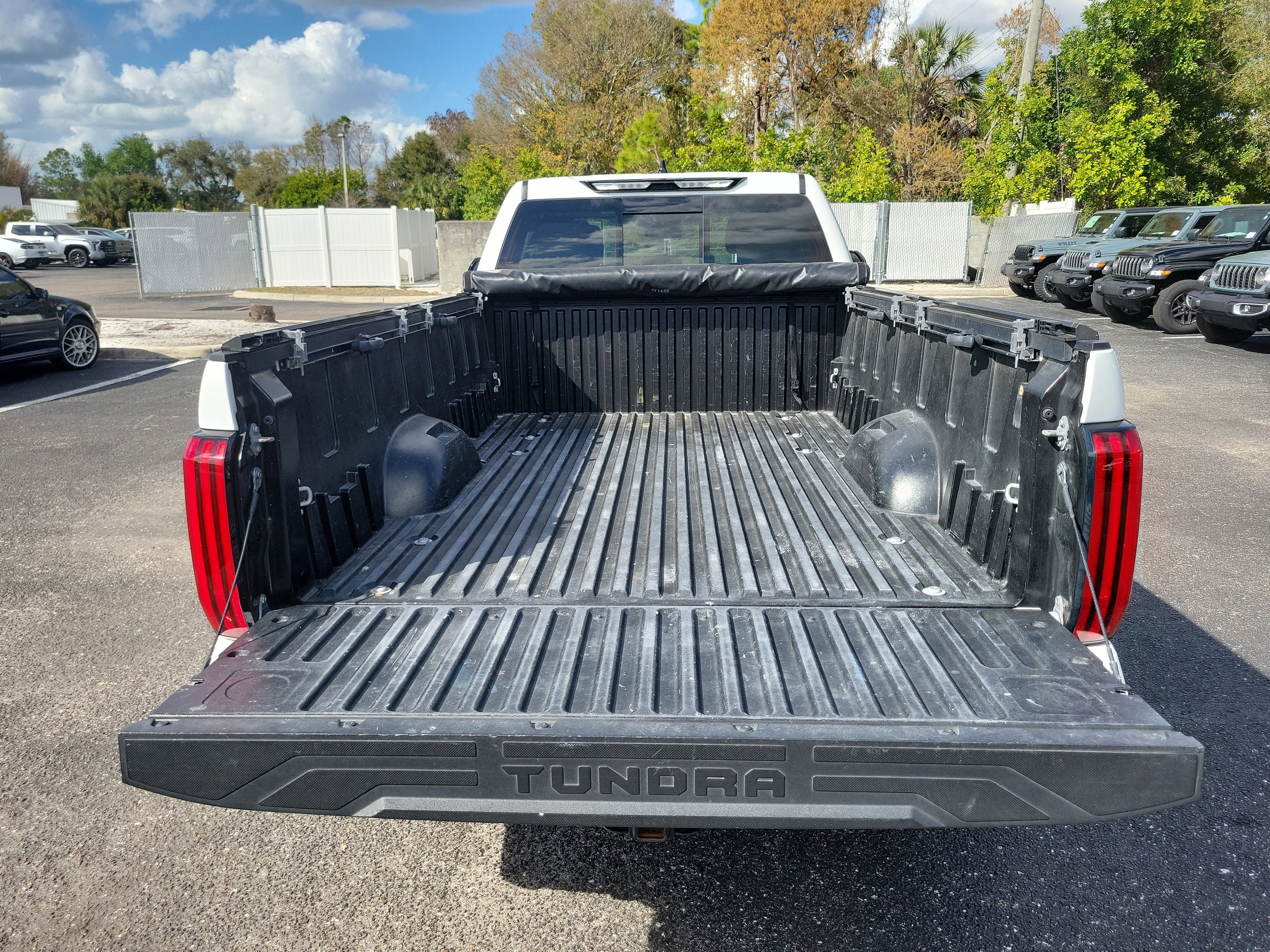 2022 Toyota Tundra SR5