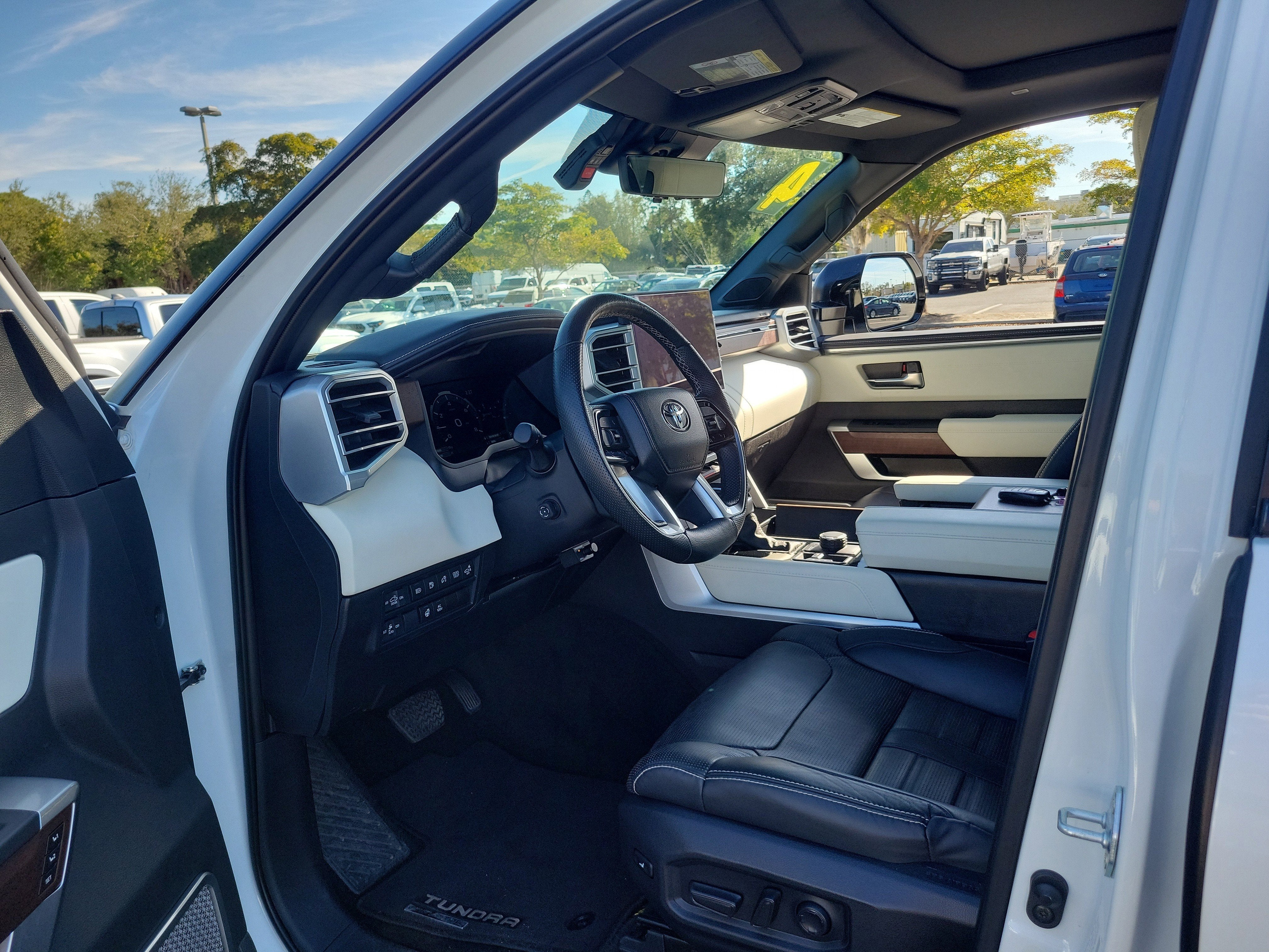 2024 Toyota Tundra Hybrid Capstone