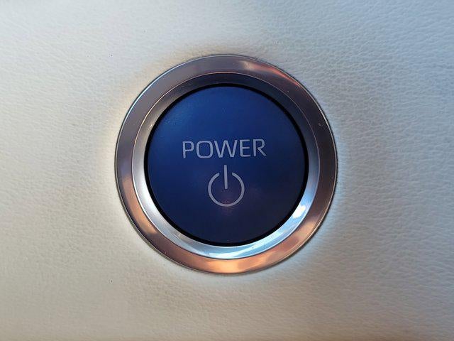 2024 Toyota Tundra Hybrid Capstone