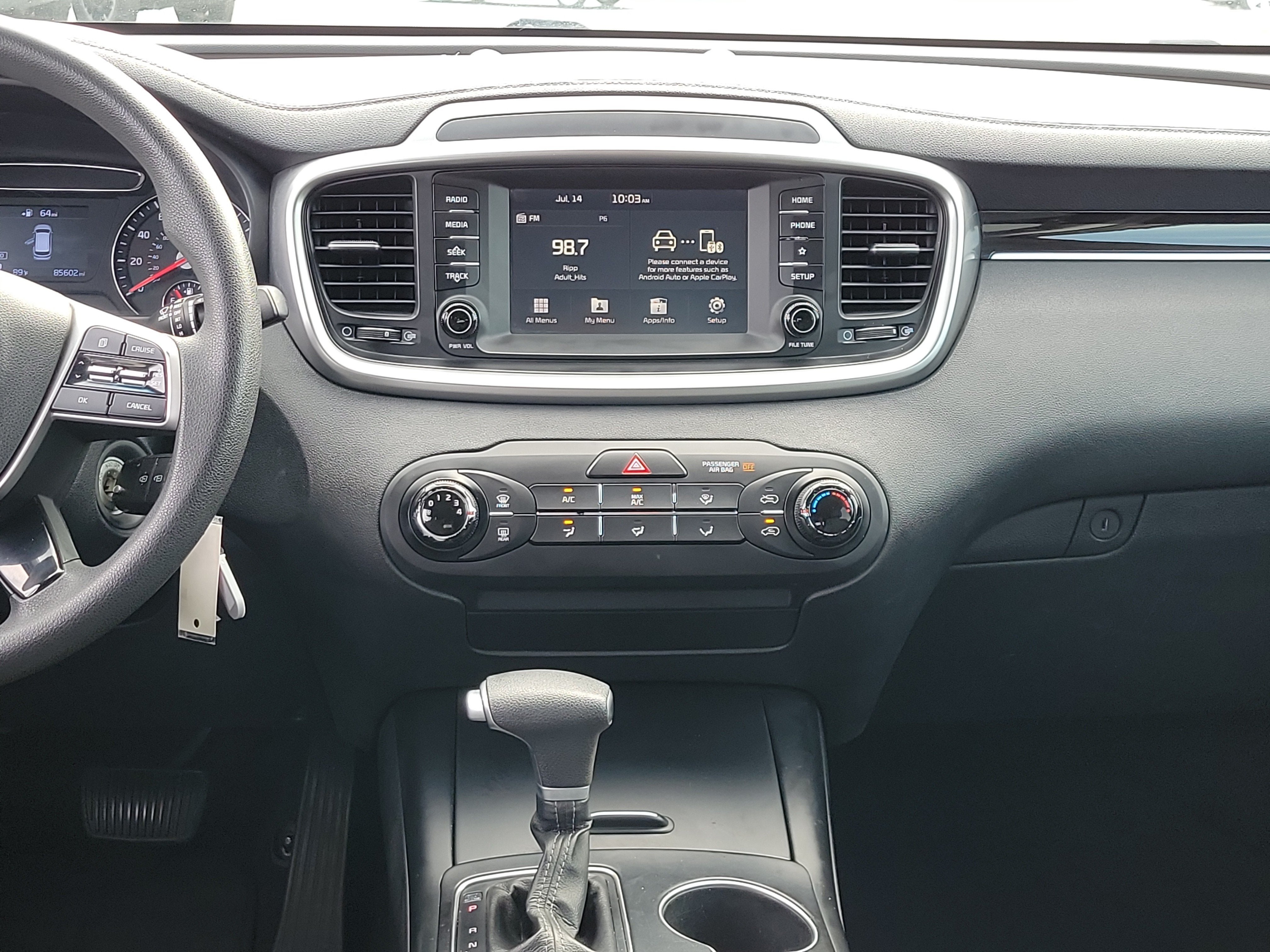 2020 Kia Sorento LX