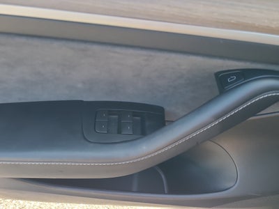 2023 Tesla Model 3 RWD