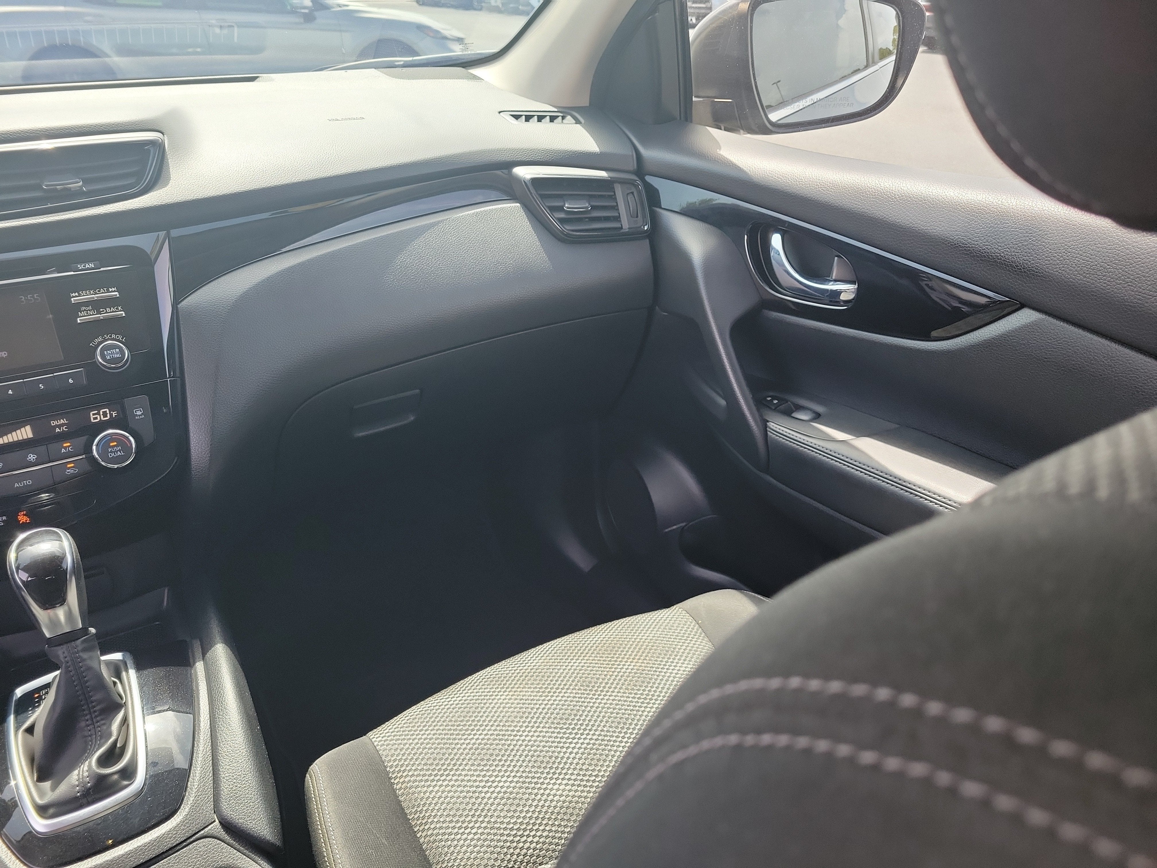 2018 Nissan Rogue Sport SV