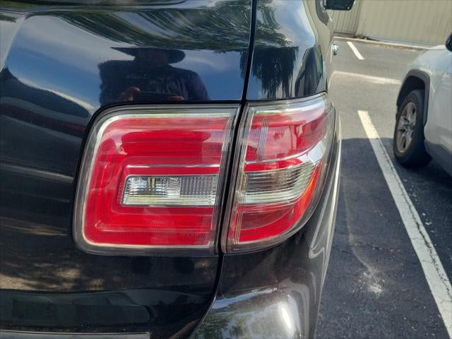 2017 Nissan Armada SV