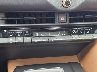 2025 Toyota Crown Signia Limited