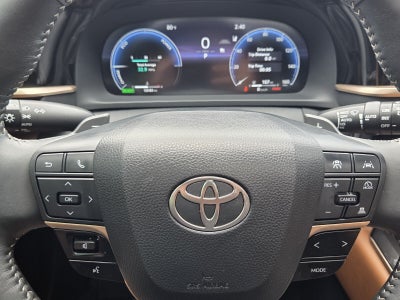 2025 Toyota Crown Signia Limited