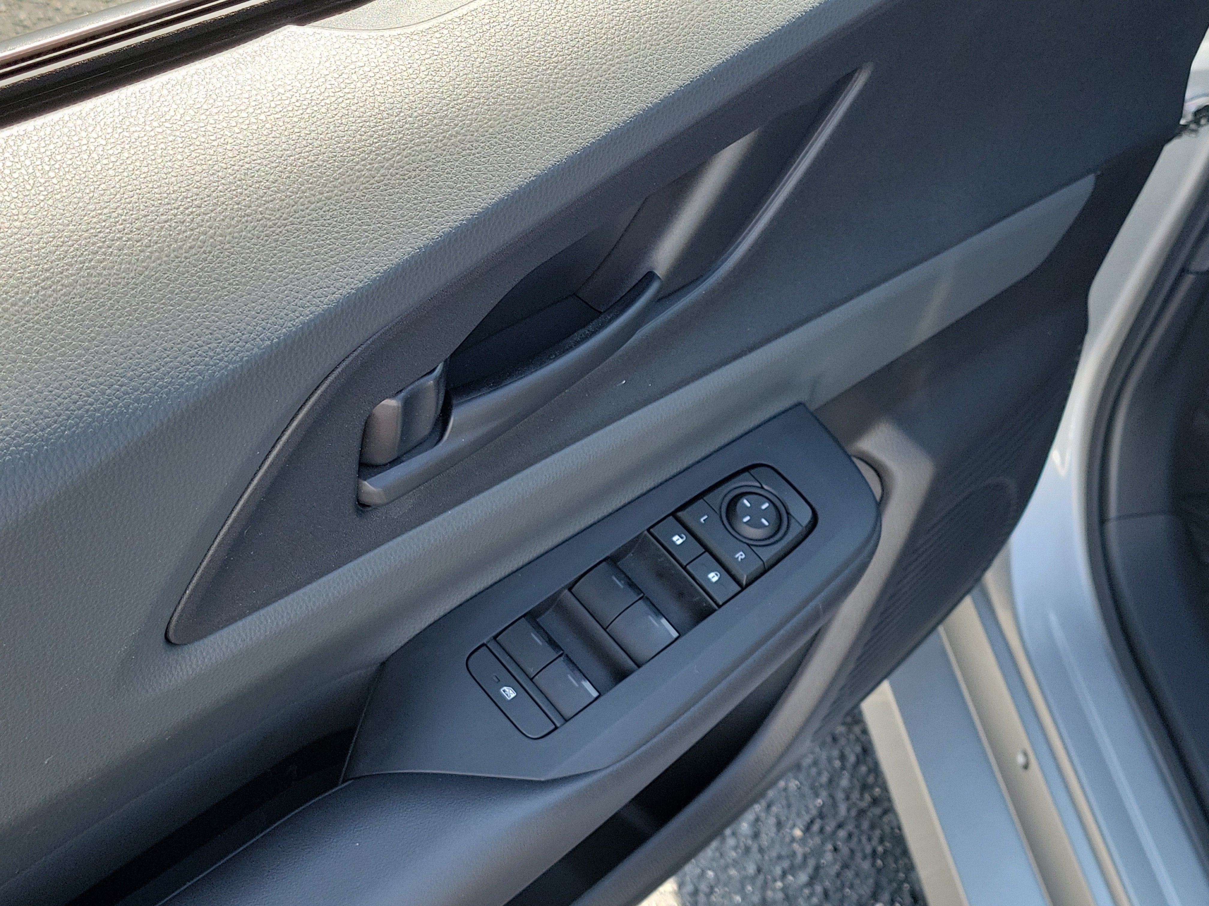 2023 Toyota Prius LE