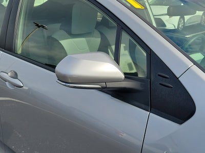 2021 Toyota Prius L