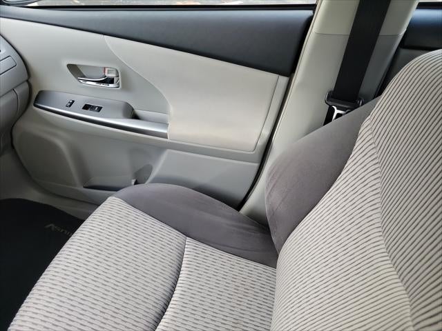 2015 Toyota Prius v Two