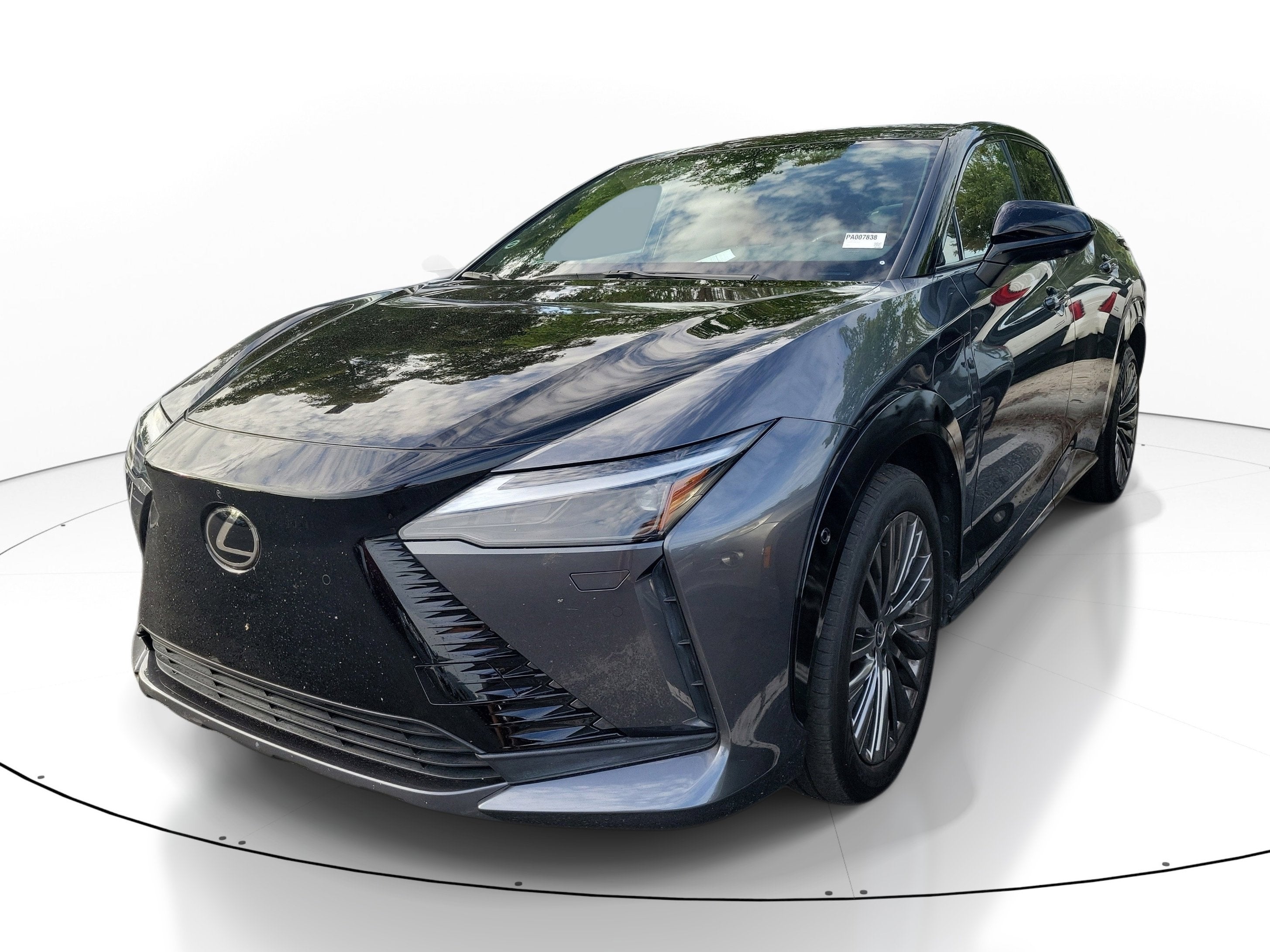 2023 Lexus RZ 450e Luxury
