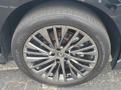 2023 Lexus RZ 450e Luxury