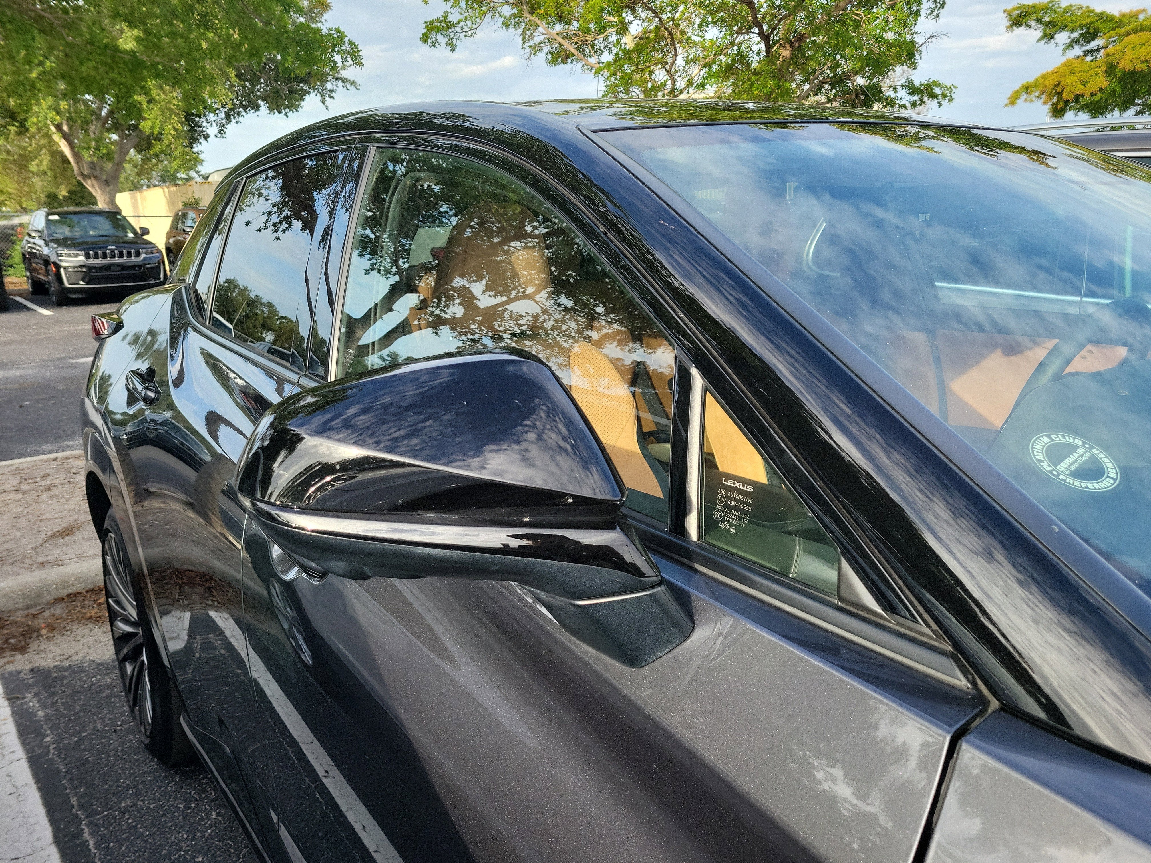 2023 Lexus RZ 450e Luxury