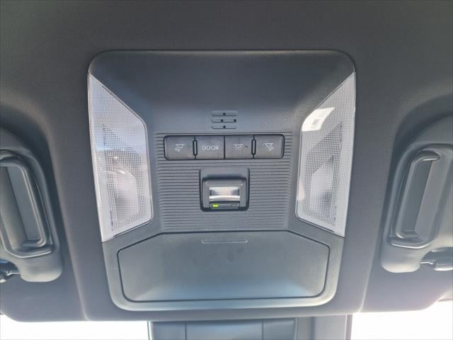 2025 Toyota RAV4 Plug-In Hybrid SE