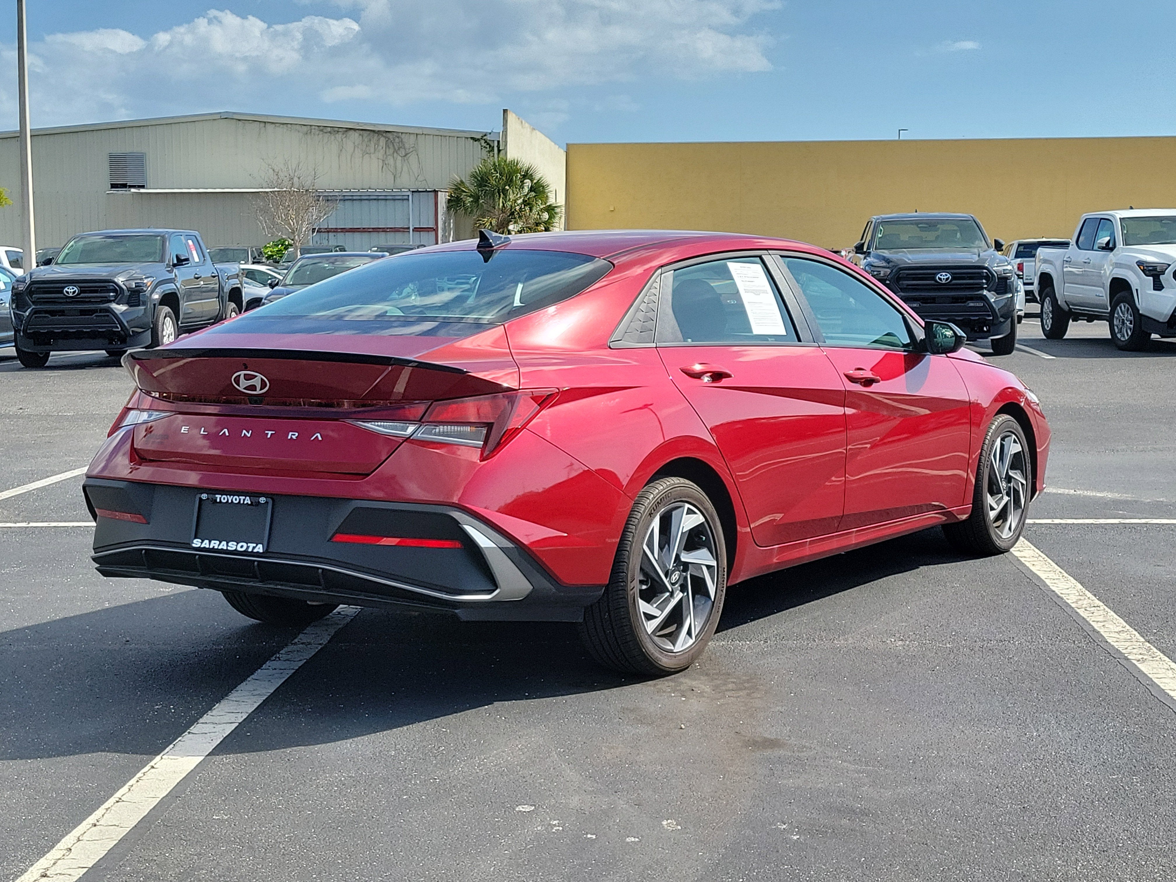 2025 Hyundai Elantra SEL Sport