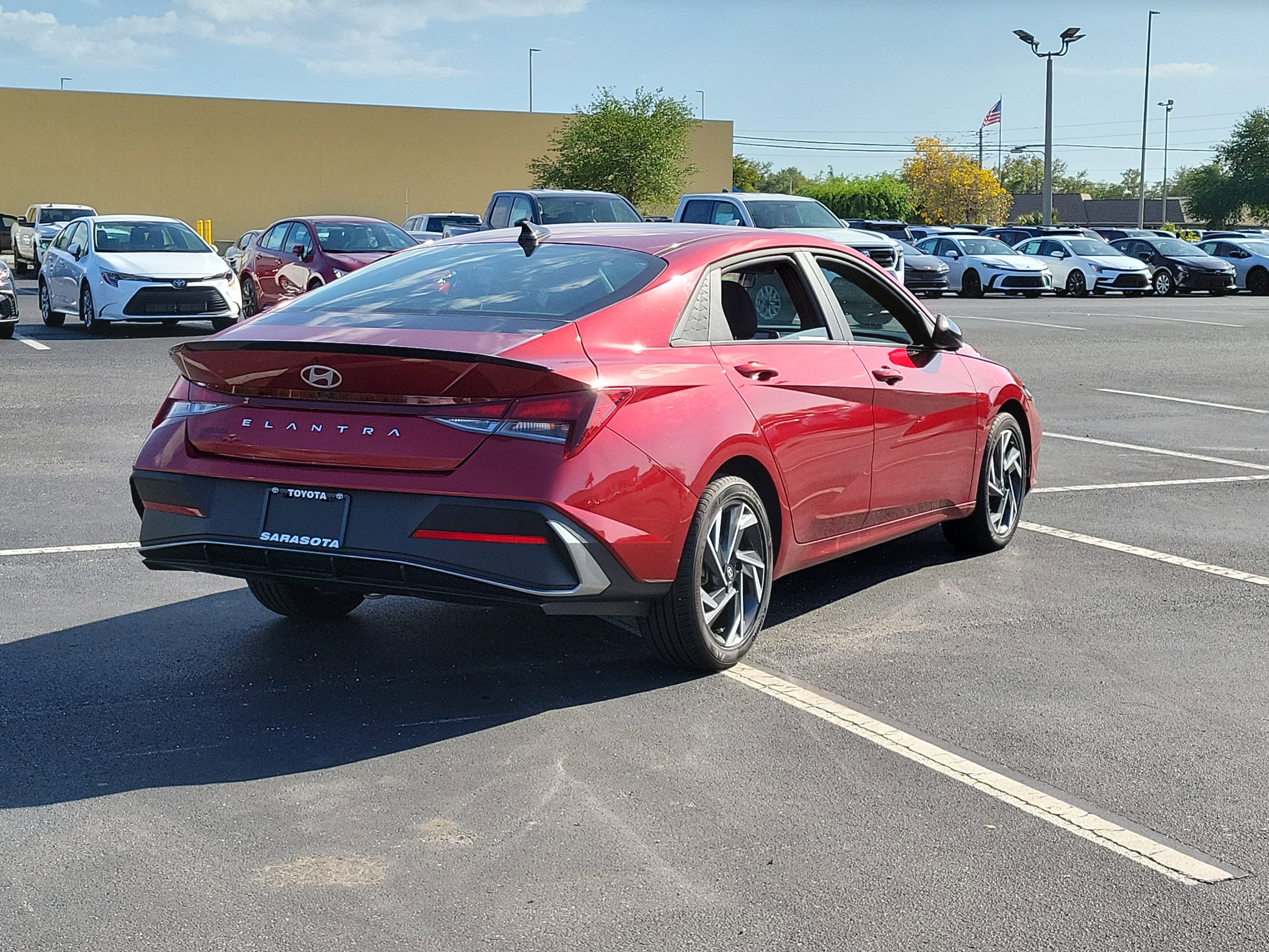 2025 Hyundai Elantra SEL Sport