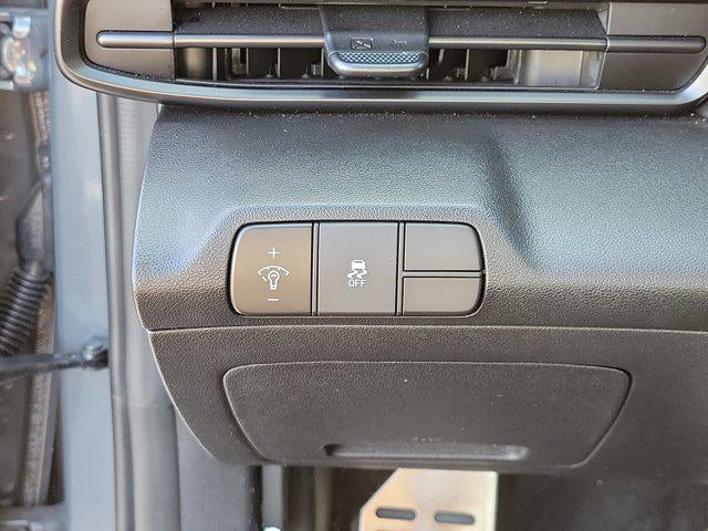 2025 Hyundai Elantra SEL - Photo 60