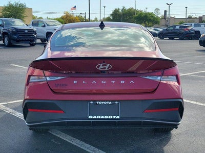 2025 Hyundai Elantra SEL Sport