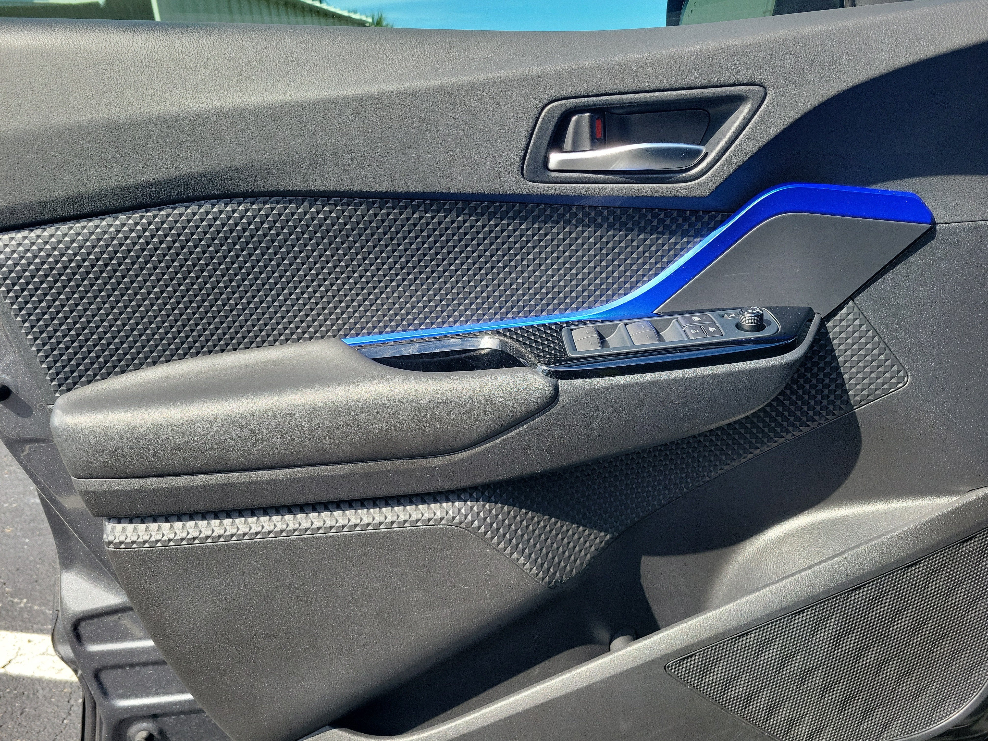 2022 Toyota C-HR XLE
