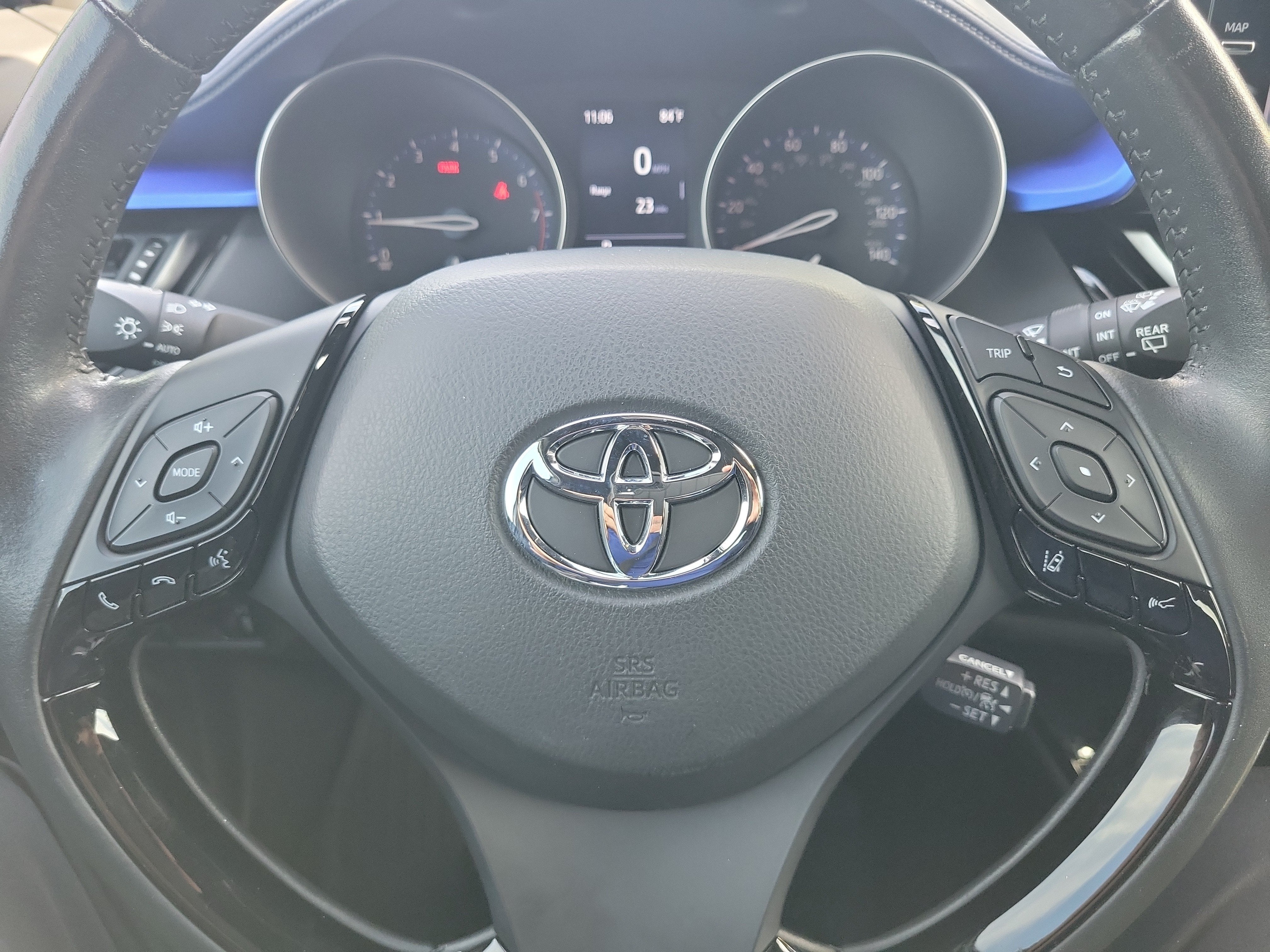 2022 Toyota C-HR XLE