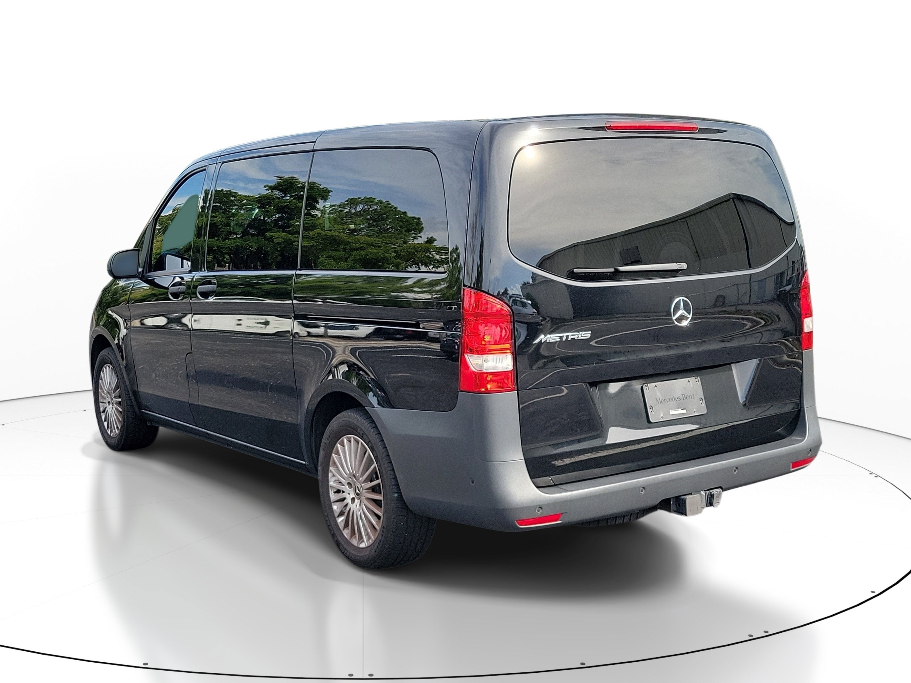 2021 Mercedes-Benz Metris Passenger