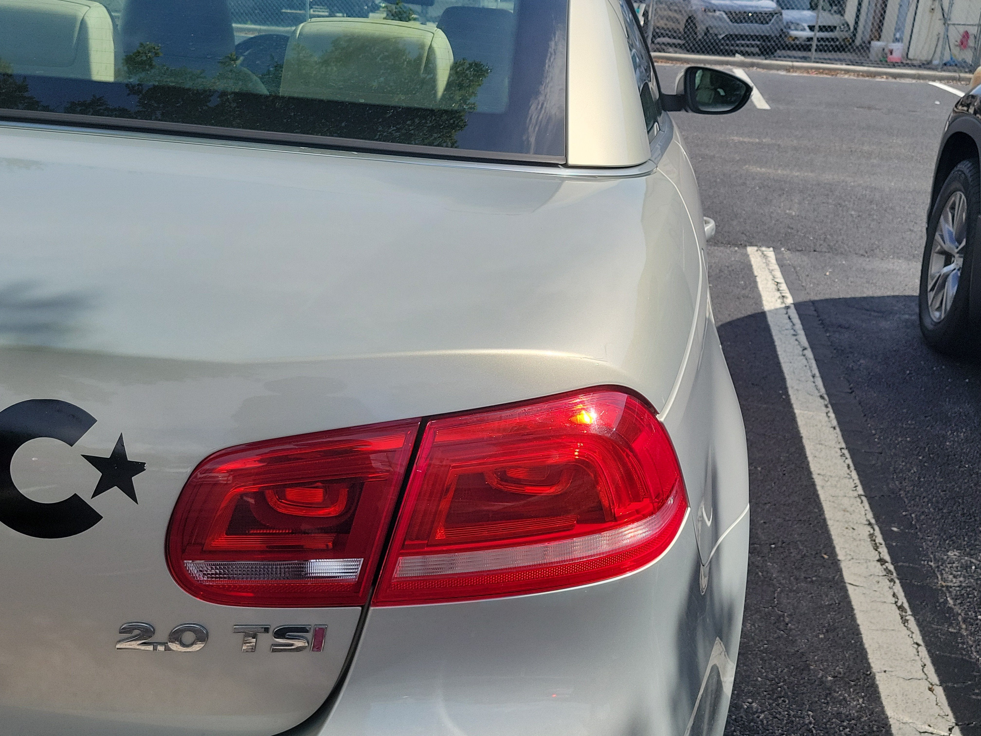 2012 Volkswagen Eos Lux